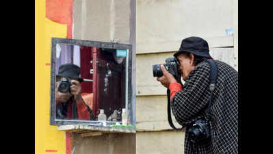 Raghu Rai, a pilgrim behind camera, who captured hidden hues of Kashi