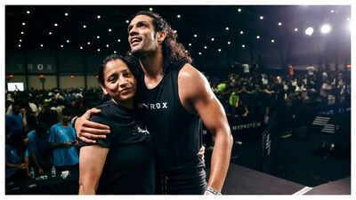 Sweat, fitness, shared goals: Mom-kids team up for Hyrox