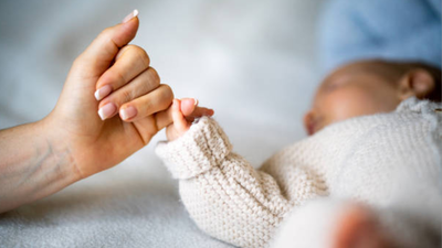 Mom suffers cardiac arrest 45 minutes after childbirth: The story of a rare medical emergency and a woman’s miraculous recovery