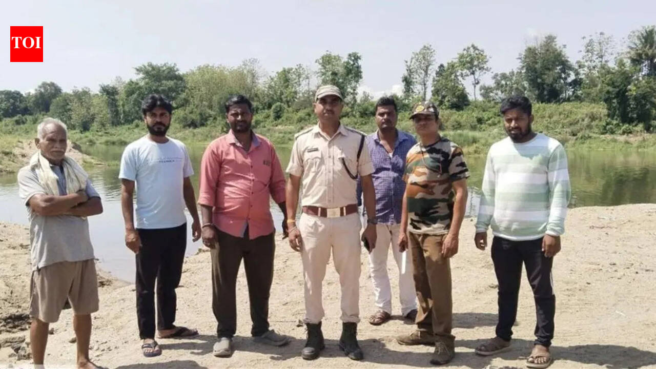 Spotted deer beaten to death for meat, 3 arrested