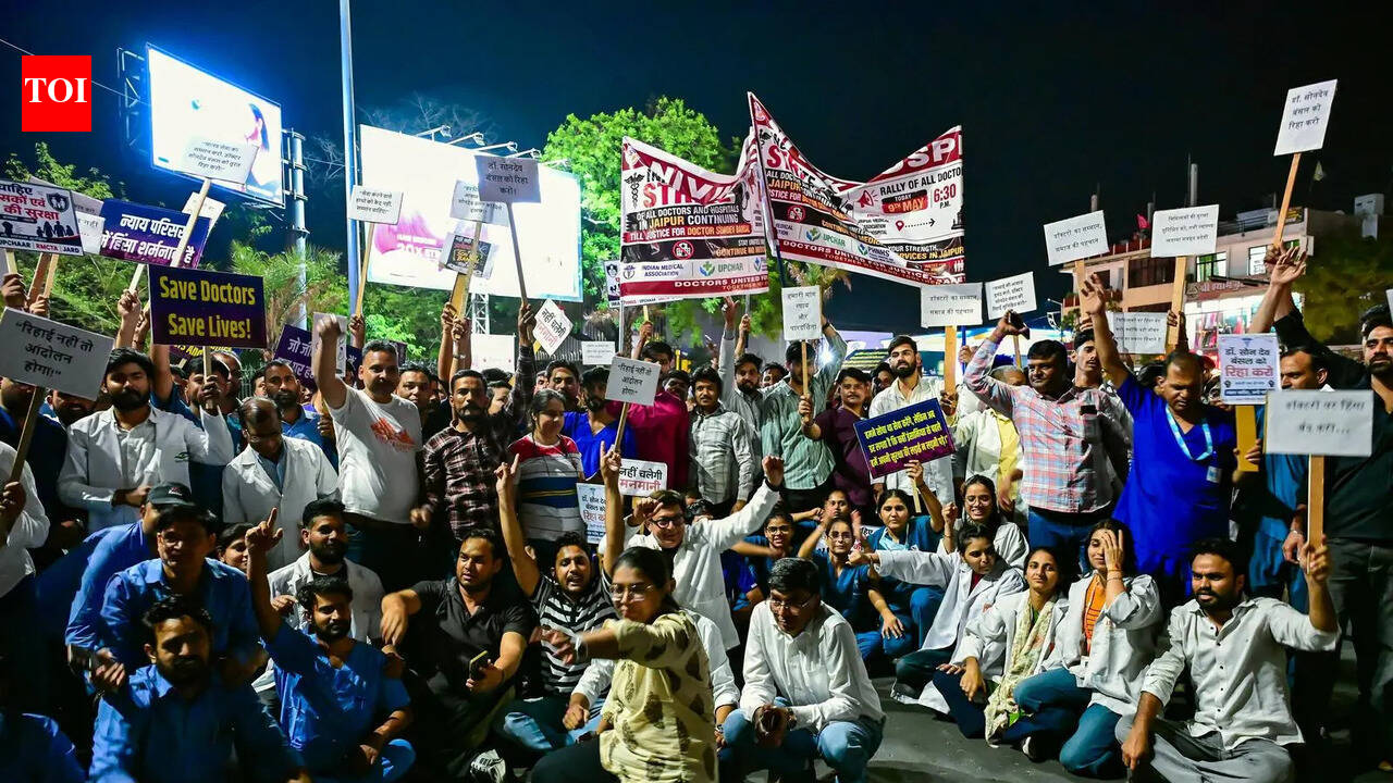 Jaipur docs suspend protest after police assure SIT probe in RGHS case