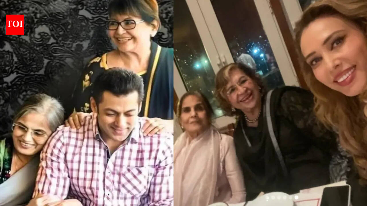 Salman-Iulia share Mother's Day posts for Salma and Helen- PICS