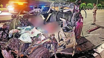 Tollywood actor Bharat Kanth, cameraman killed as car rams into truck in Telangana
