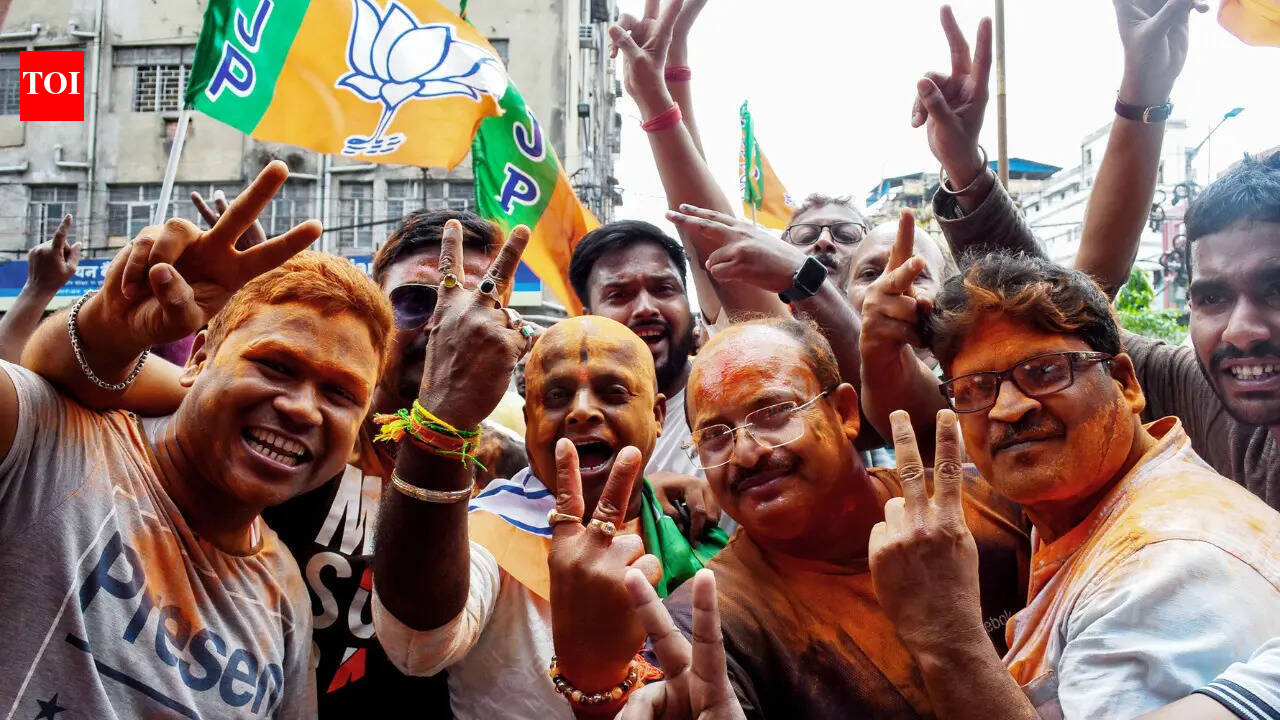 Kolkata flips in saffron surge: BJP ahead in 102 KMC wards, Trinamool in 42