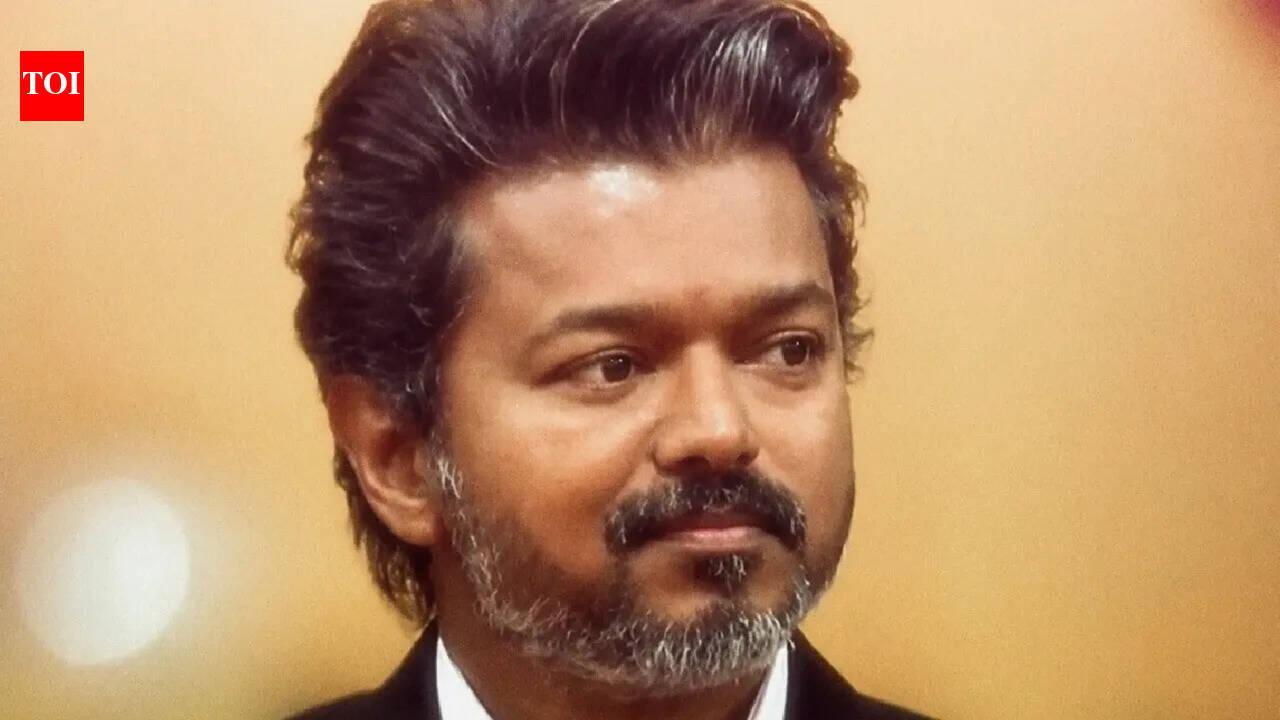 'நாளைய தீர்ப்பு' முதல் தமிழக முதல்வர் வரை: தளபதி விஜய் நிராகரிப்புகளை வரலாற்று வெற்றியாக மாற்றிய விதம்
