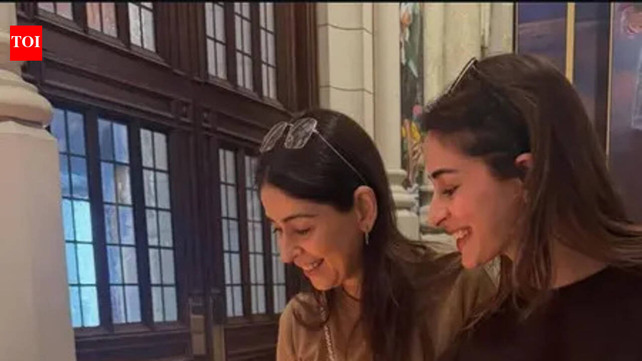 Ananya Panday gives a cute glimpse into NYC family time; Mother’s Day post with Bhavana Pandey goes viral