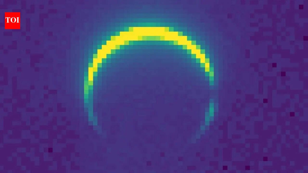 NASA’s Psyche spacecraft captures a haunting crescent view of Mars before a dramatic May 15 flyby