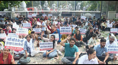 No breakthrough in minister-nursing protester talks