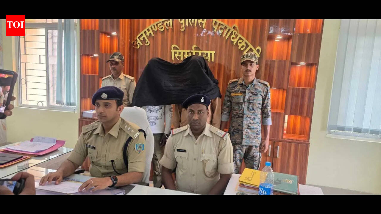 Two held with brown sugar and cash near Chatra football ground