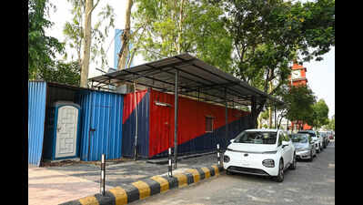 Checkpost blocks view as Noida inaugurates its second clock tower near GIP Mall