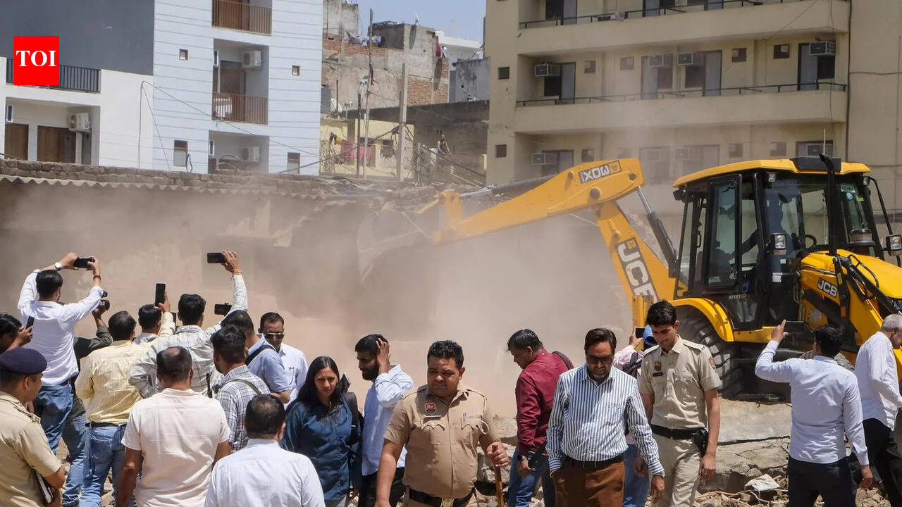 Offices to liquor dens, gangsters’ properties on govt land razed