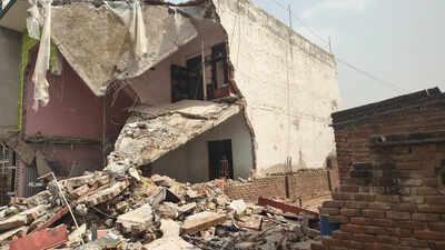 Offices to liquor dens, gangsters’ properties on govt land razed