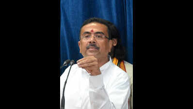 CM vows help for kin of 321 slain BJP workers