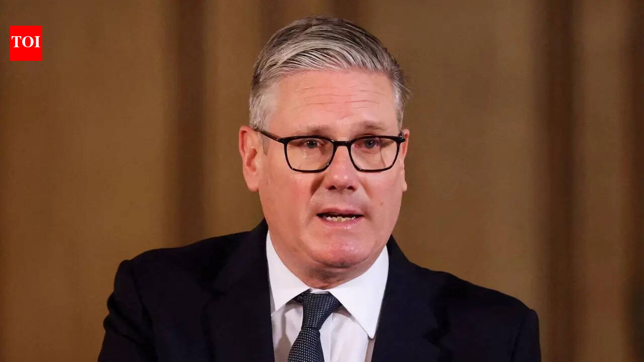 Senior cabinet ministers, more than 70 Labour MPs urge UK PM Keir Starmer to quit