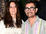 Aamir-Gauri hold hands at Ashoke Pandit's b'day - PICS