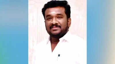 Madras high court restrains Tirupattur TVK MLA Srinivasa Sethupathi from participating in floor test