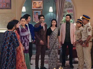 Kyunki Saas Bhi Kabhi Bahu Thi: Police arrive at Shanti Niketan in new twist