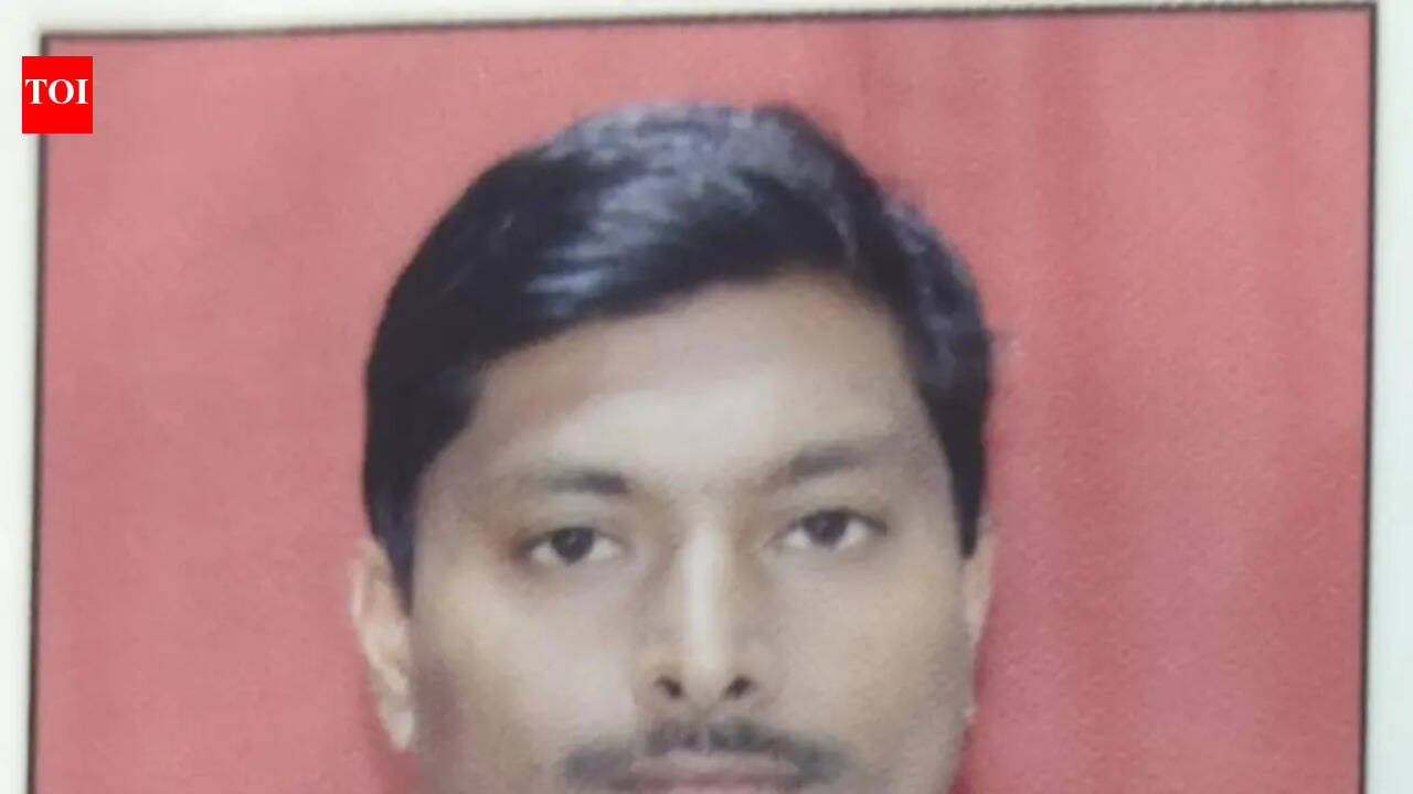 Public works department engineer jumps to death from hilltop in Tumakuru district