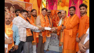 MLA to give ₹50k aid to build temple