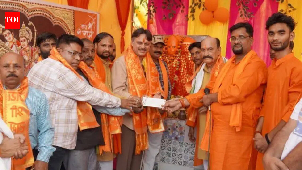 MLA to give ₹50k aid to build temple