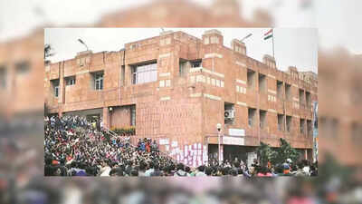 2017 protesters return to JNU, this time for court-ordered ‘punishment’
