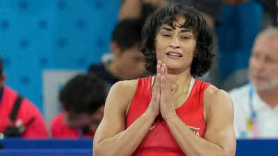 Wrestling's global governing body UWW backs WFI in Vinesh Phogat standoff