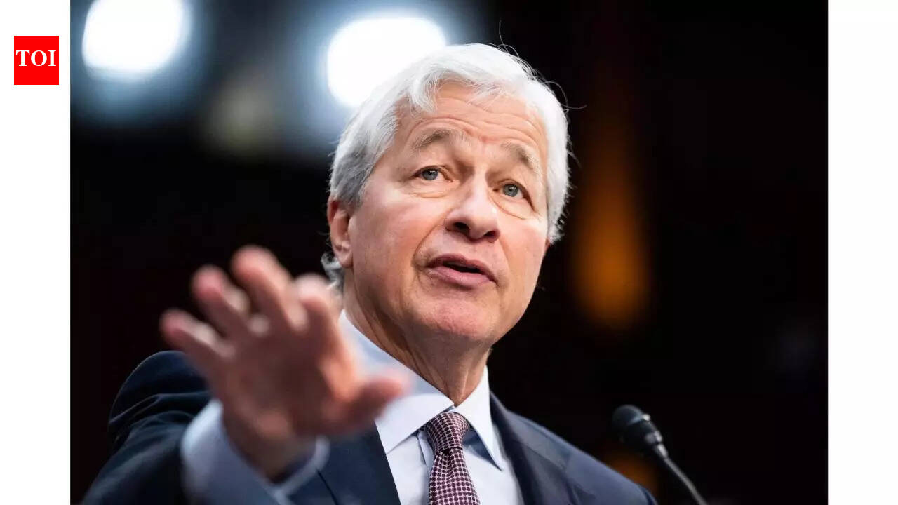 Jamie Dimon CEO of America's largest bank JPMorgan is worried about stock market, says: There is little too much ...