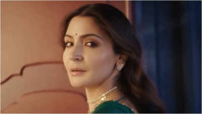 Anushka Sharma's comeback divides social media; Netizens defend the actress as some fans call her 'unrecognizable'