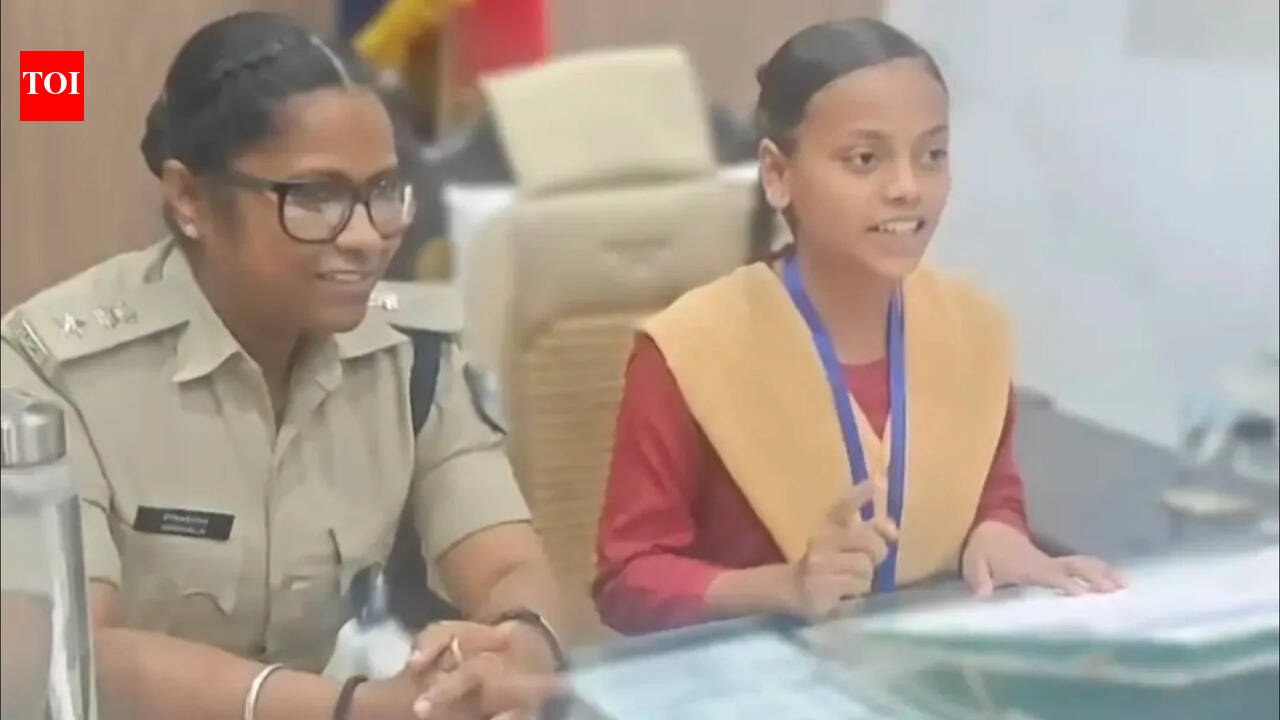 Class VIII tribal girl takes charge as Bagaha SP for a day