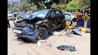 Speeding car hits several vehicles on 150 Feet Ring Road