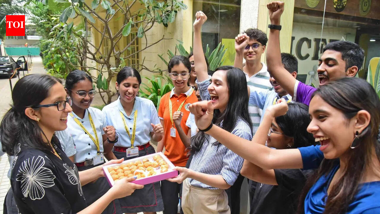 Telangana outperforms national average in CBSE Class XII results