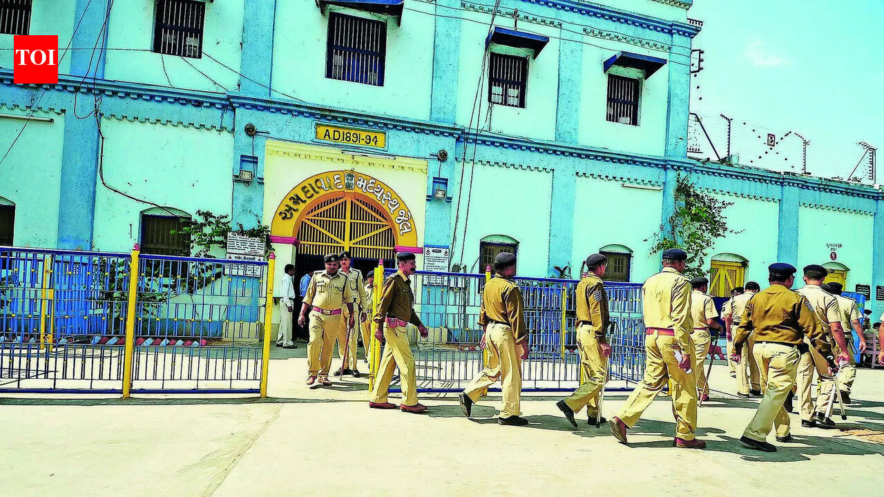 Four undertrial prisoners booked for attacking staff inside Sabarmati Central Jail