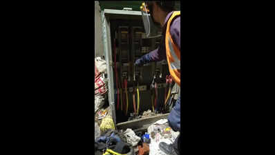 Power supply to 10 Tiljala bldgs snapped