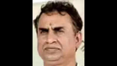 S P Velumani bats for reinduction of Sasikala and T T V Dhinakaran