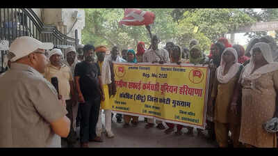 Trade unions protest labour codes, accuse govt of repression