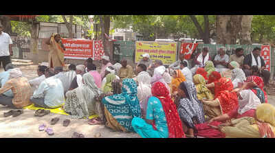 Trade unions protest labour codes, accuse govt of repression