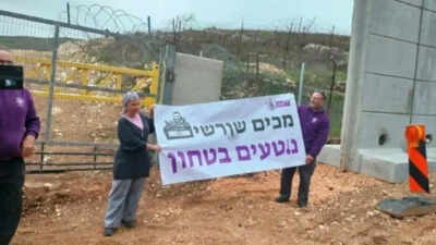 'Promised to us': The Israelis dreaming of settling south Lebanon