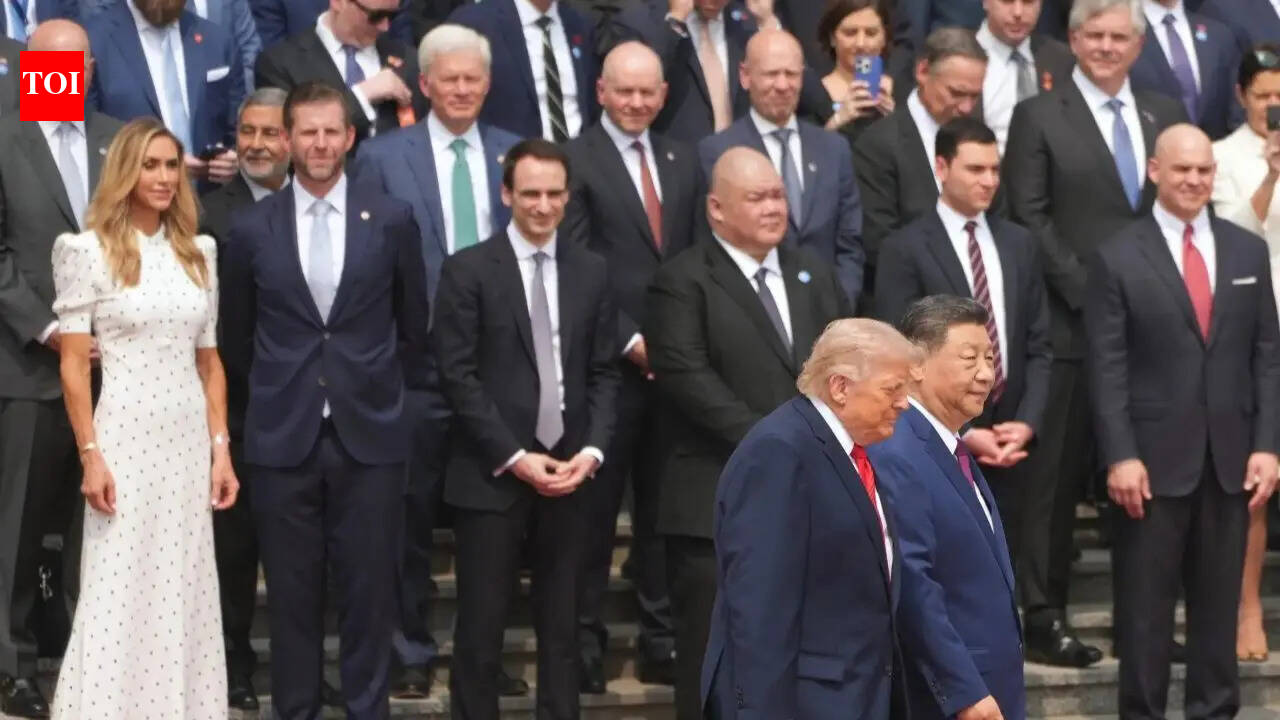 Why Trump aides left their phones behind before entering China
