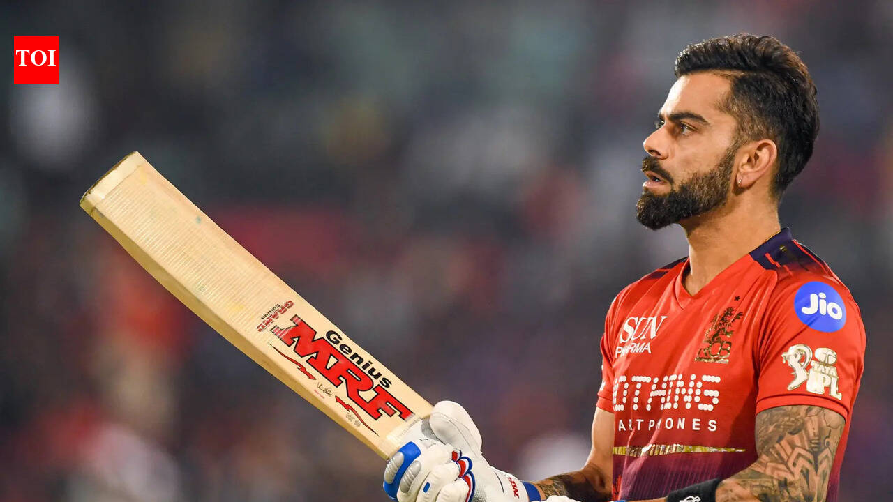 Virat Kohli told to 'play as long as possible' by IPL great after RCB vs KKR clash - Watch