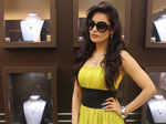 Yuvika Chaudhary @ D'damas store