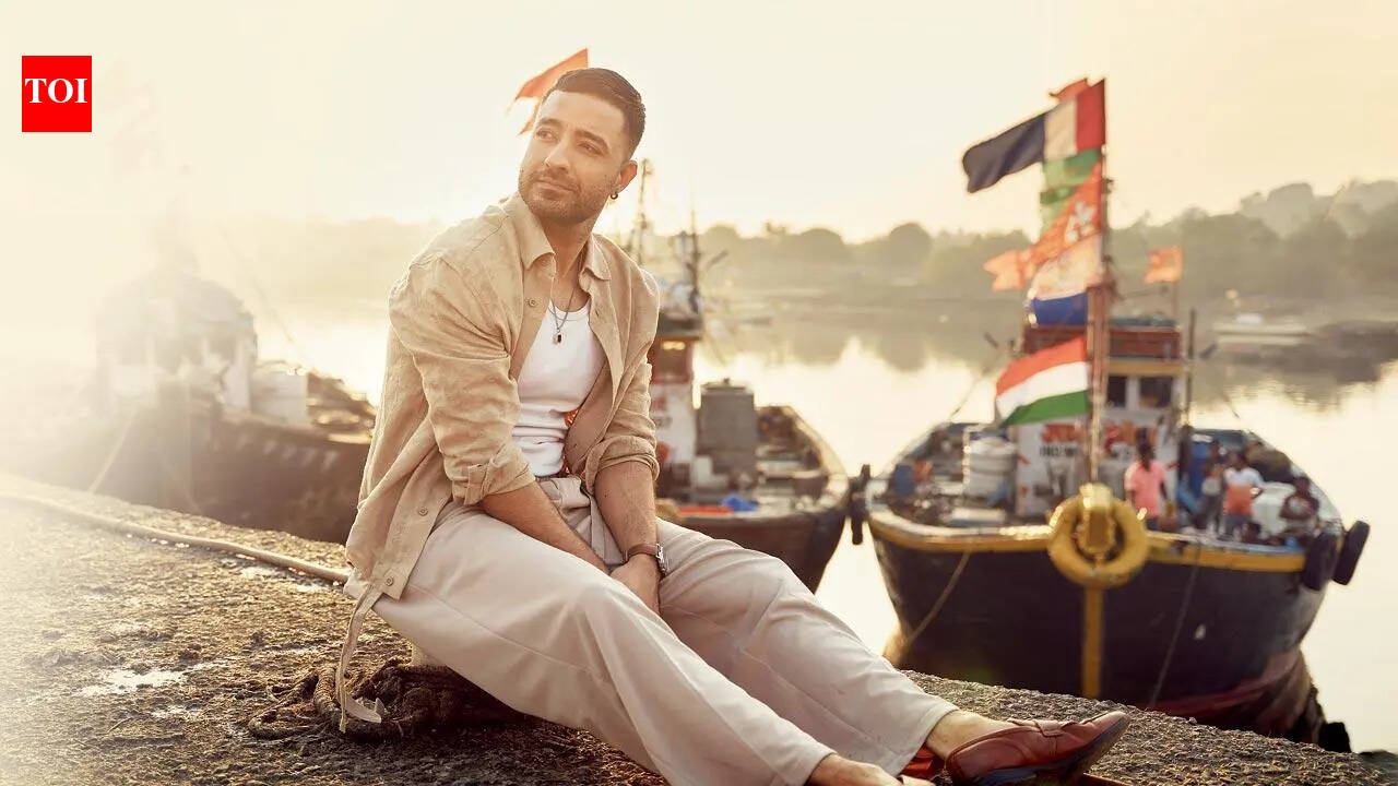 “He represents possibility for all of us”: Paresh Pahuja on Shah Rukh Khan | Exclusive