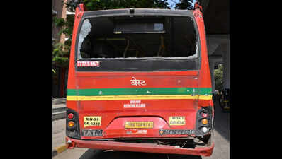 BEST conductor killed after being crushed between 2 buses in Andheri chain collision