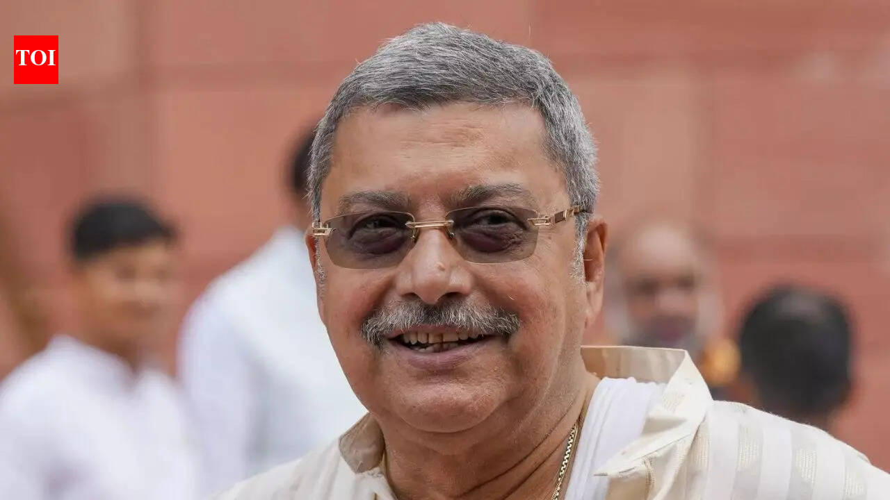 Mamata Banerjee reshuffles TMC ranks: Kalyan Banerjee returns as Lok Sabha chief whip