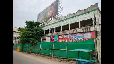 Prevent demolition of Rani Mangammal chattiram in Madurai: Dy mayor