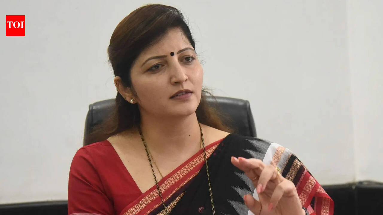 ED quizzes NCP politician Rupali Chakankar for 8 hours over Kharat links