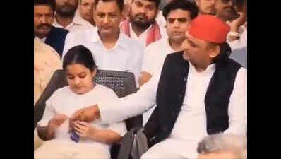 Amid sorrow, chocolate gift & a tender moment melts hearts