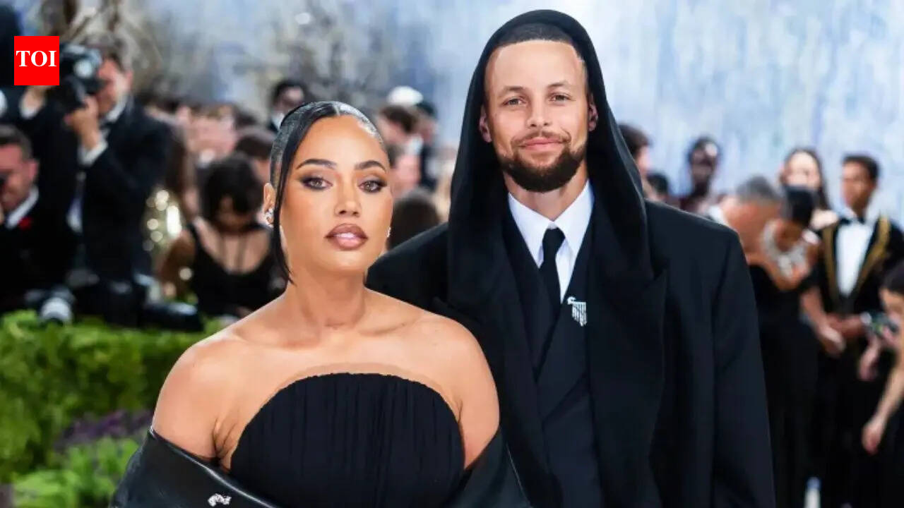 Stephen Curry’s wife Ayesha Curry shows off dream vacation spot as Warriors star enjoys offseason