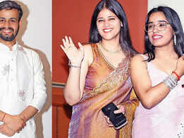 Cheers, tears and Bollywood tunes at this farewell bash in Lucknow