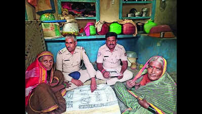 Aasare initiative reaches Vijayapura's vulnerable