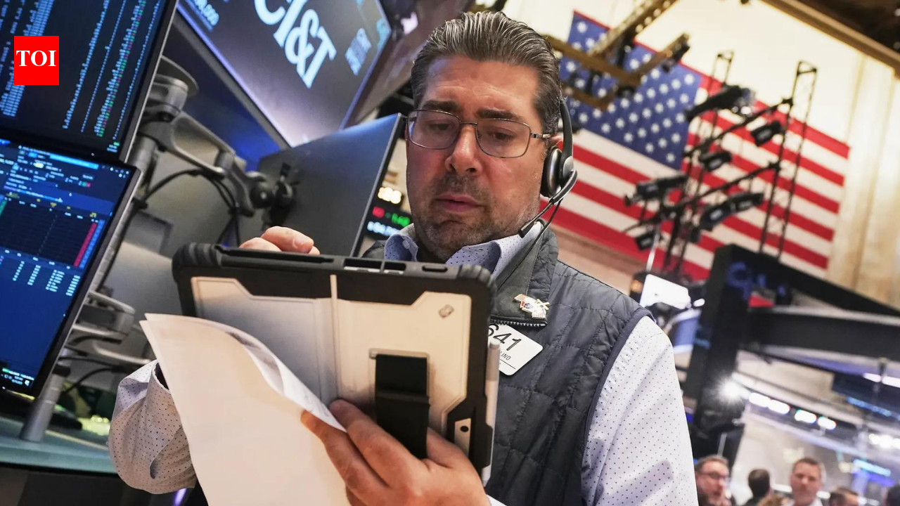US stock market today (May 15): Wall Street falls as AI stocks tumble, oil-driven inflation fears rattle markets